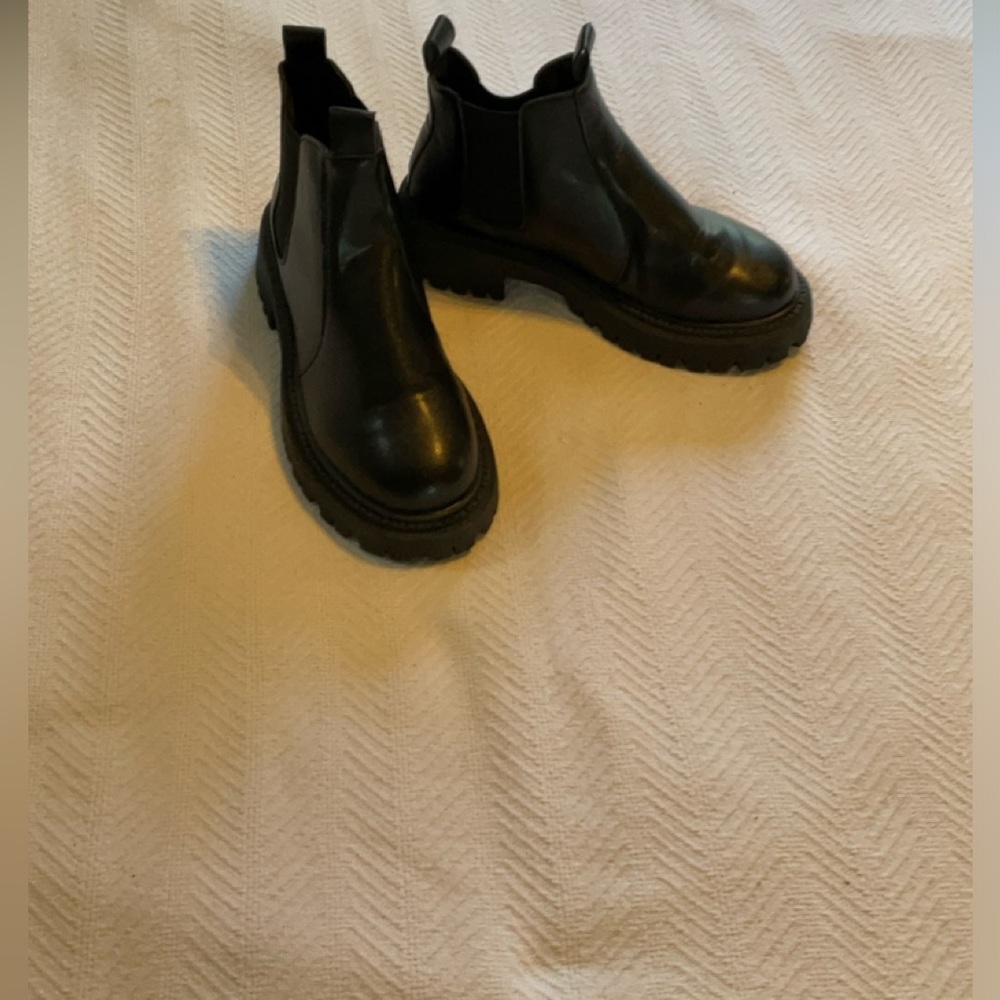 Women’s Black Chunky Boots